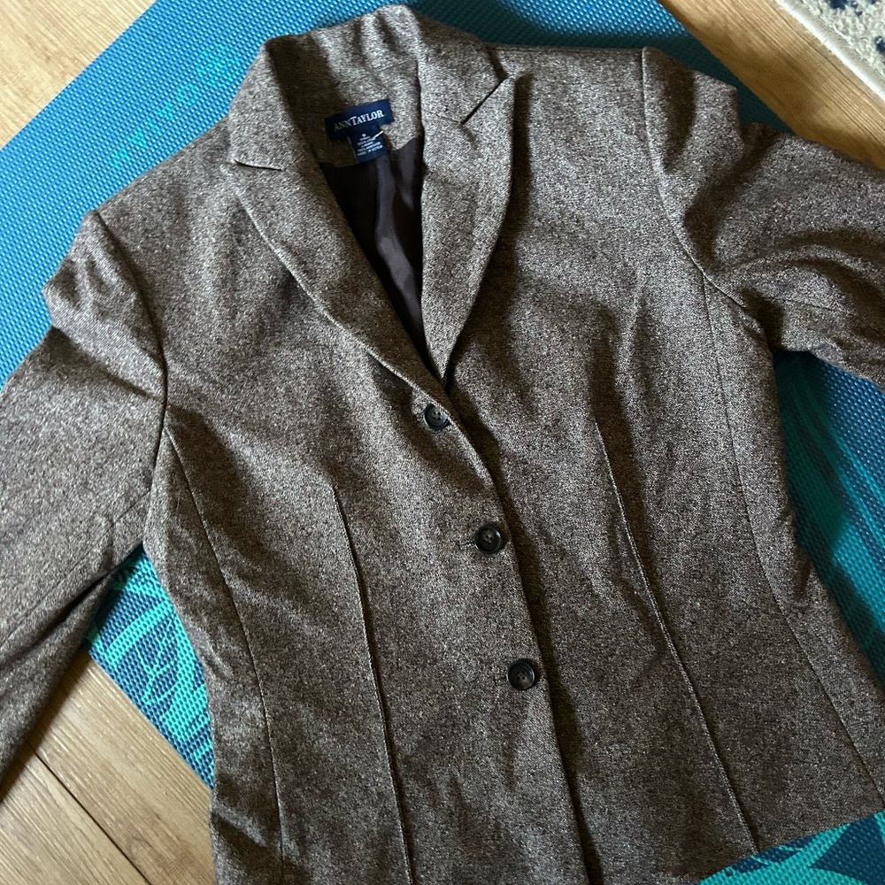 Ann Taylor Classic Brown Blazer